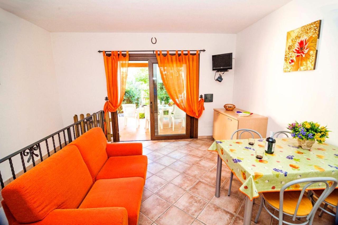 Residence Lu Soli Budoni Affitti Exterior foto